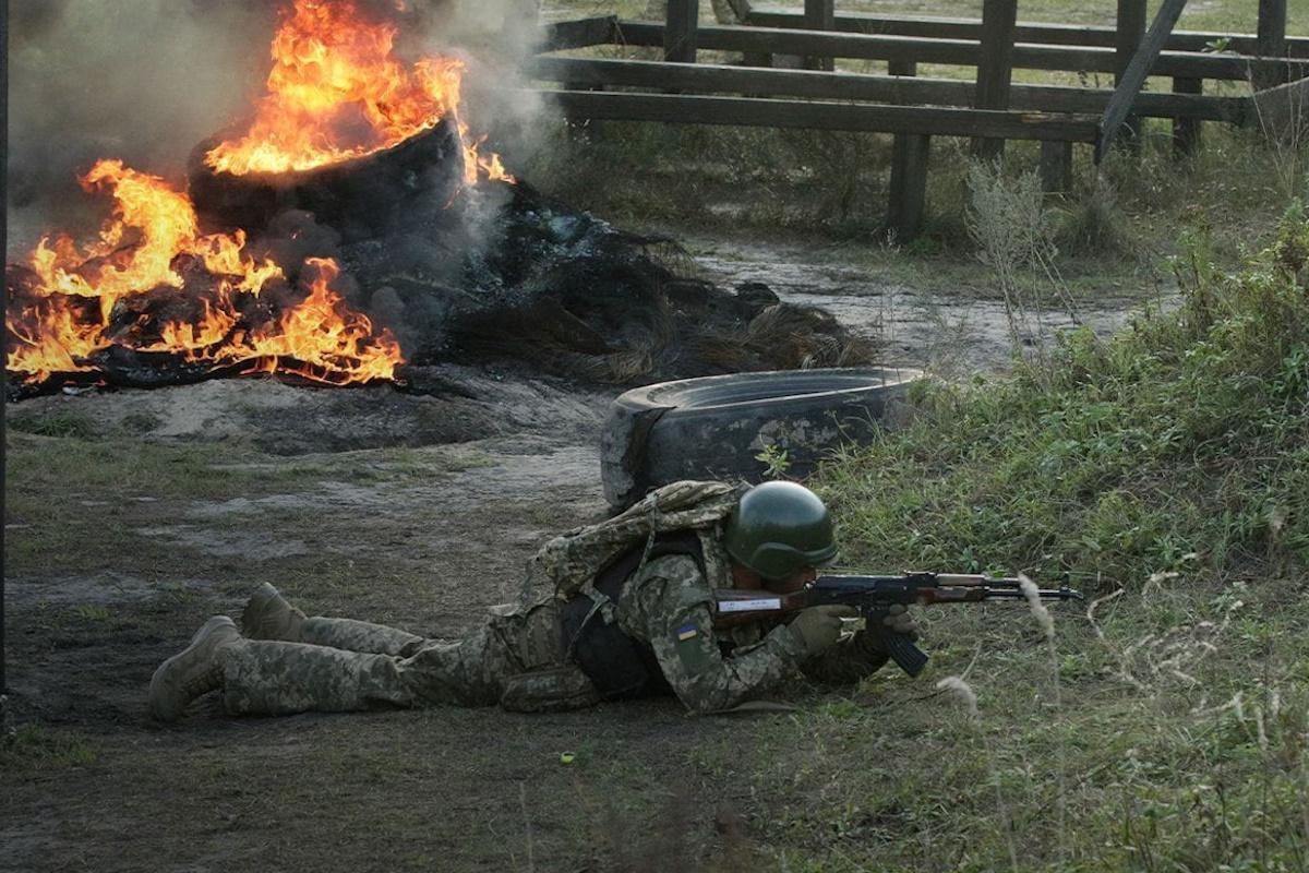 Успіхи росіян у Курській області зменшують сподівання на те, що РФ сяде за стіл переговорів, - NYT.