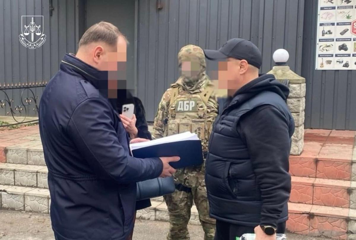 After being released from pre-trial detention, former Odessa military commissar Borisov has been detained again by law enforcement officials.